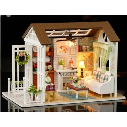 DIY Model - Malý domeček pro panenky