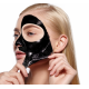 Černá slupovací maska na obličej